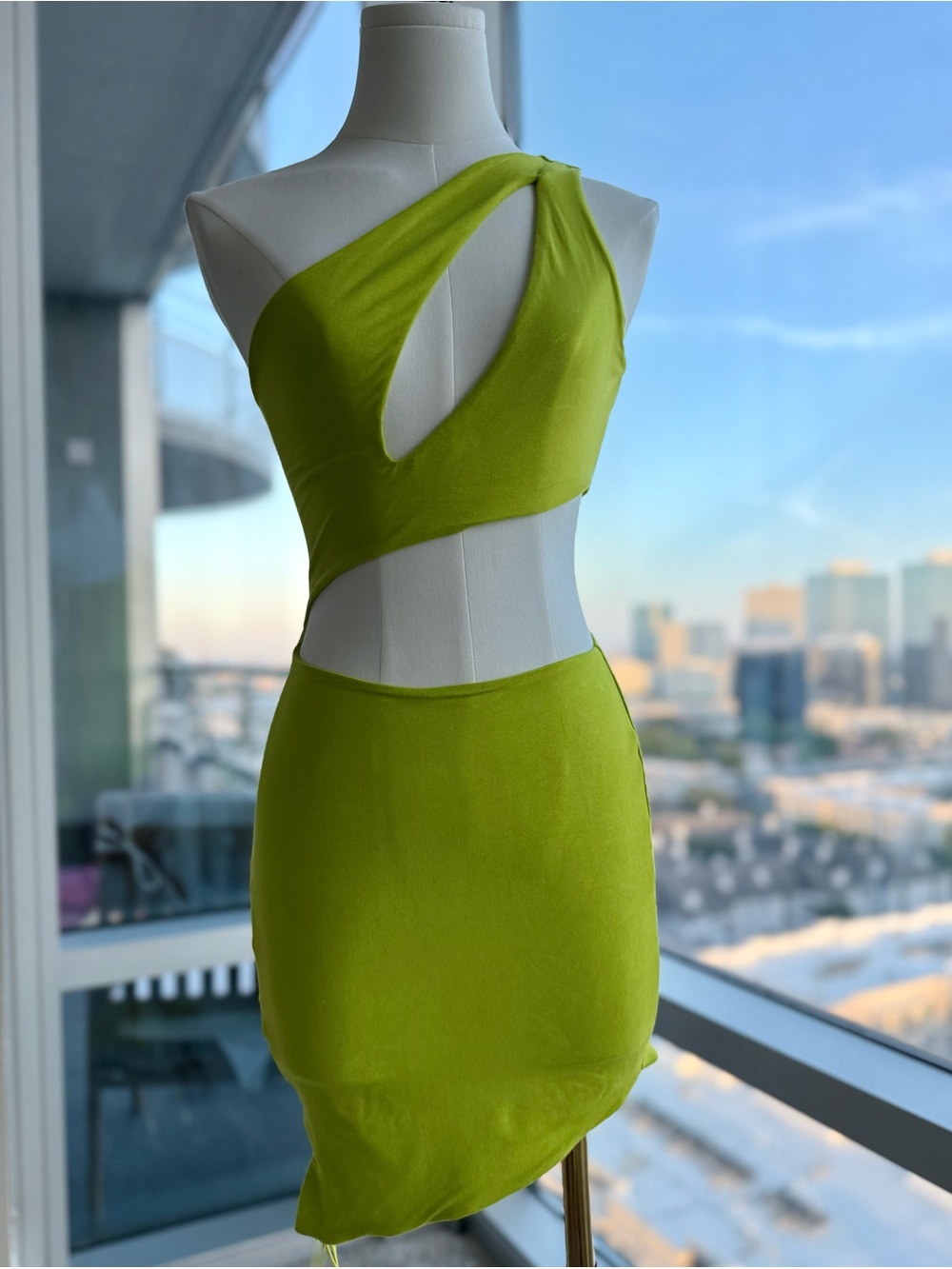 Oh Polly Asymmetric Lime Green One-Shoulder Cutout Bodycon Dress